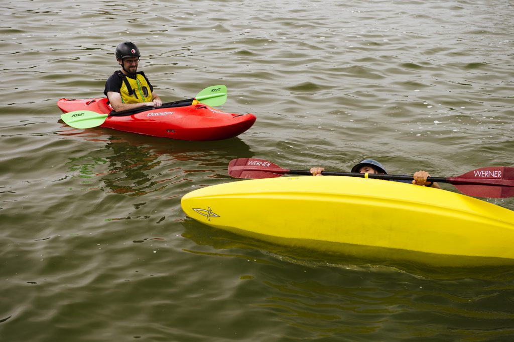 kayak-roll-4