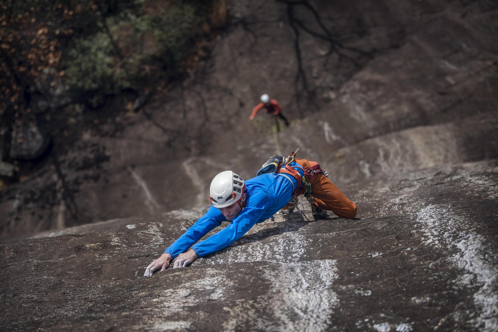 Trad Climbing photos from Linville Gorge by Bryan Miller