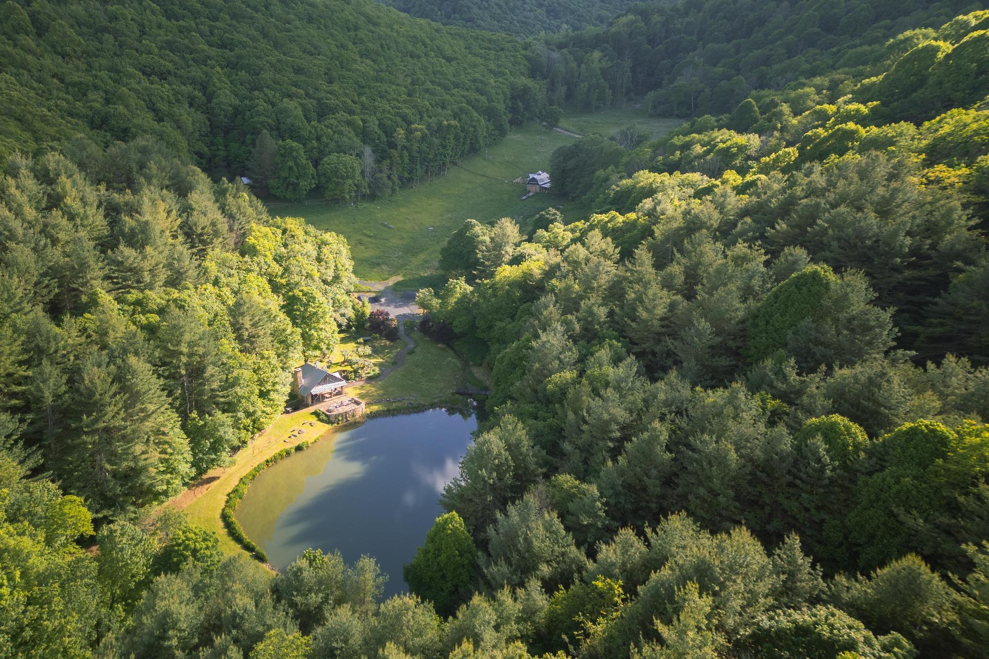 Adventure Lodging
