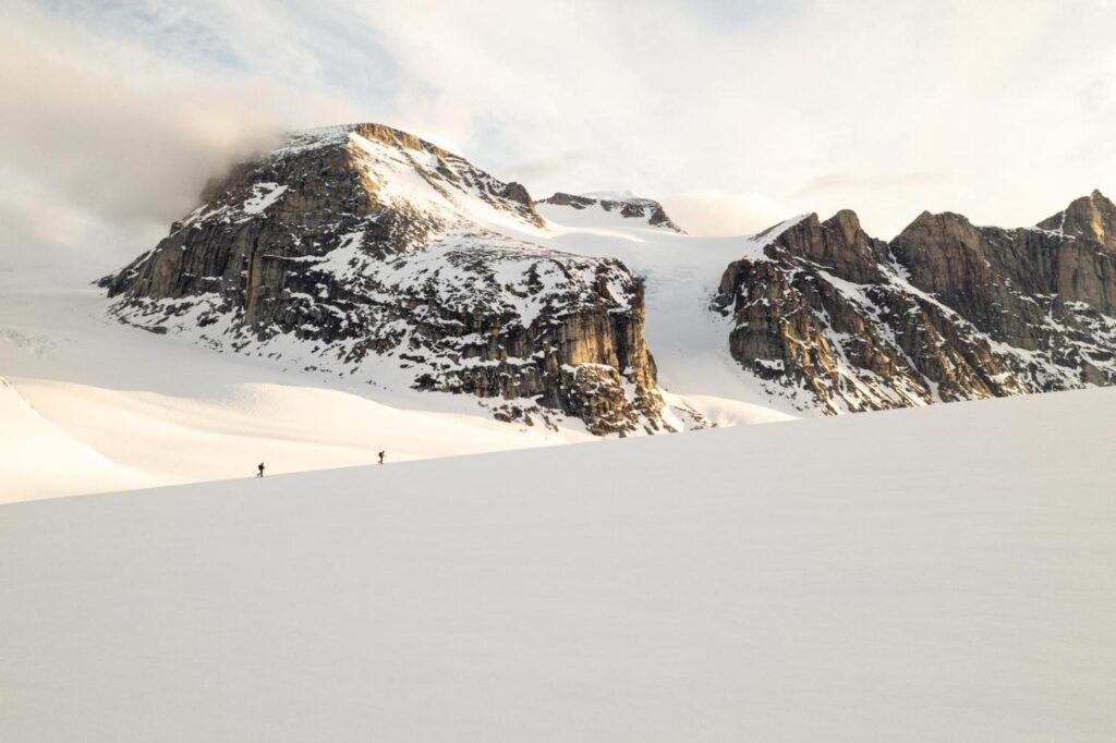 A Baffin Vacation: Love on Ice (Photos)